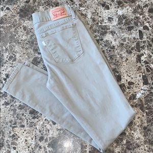 Levi woman jeans